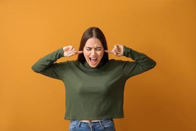 Ears Ringing? Diet Changes Might Reduce Risk Of Tinnitus