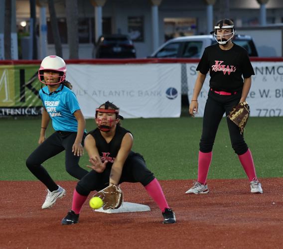 A DIV Brown steals 2b on Marius.jpg