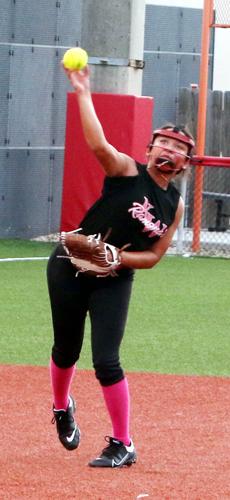 youth softball marius throws.jpg